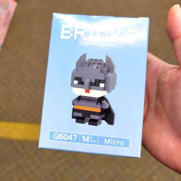 Brand New Batman Bricks Lego Figure - Picture 1 of 4